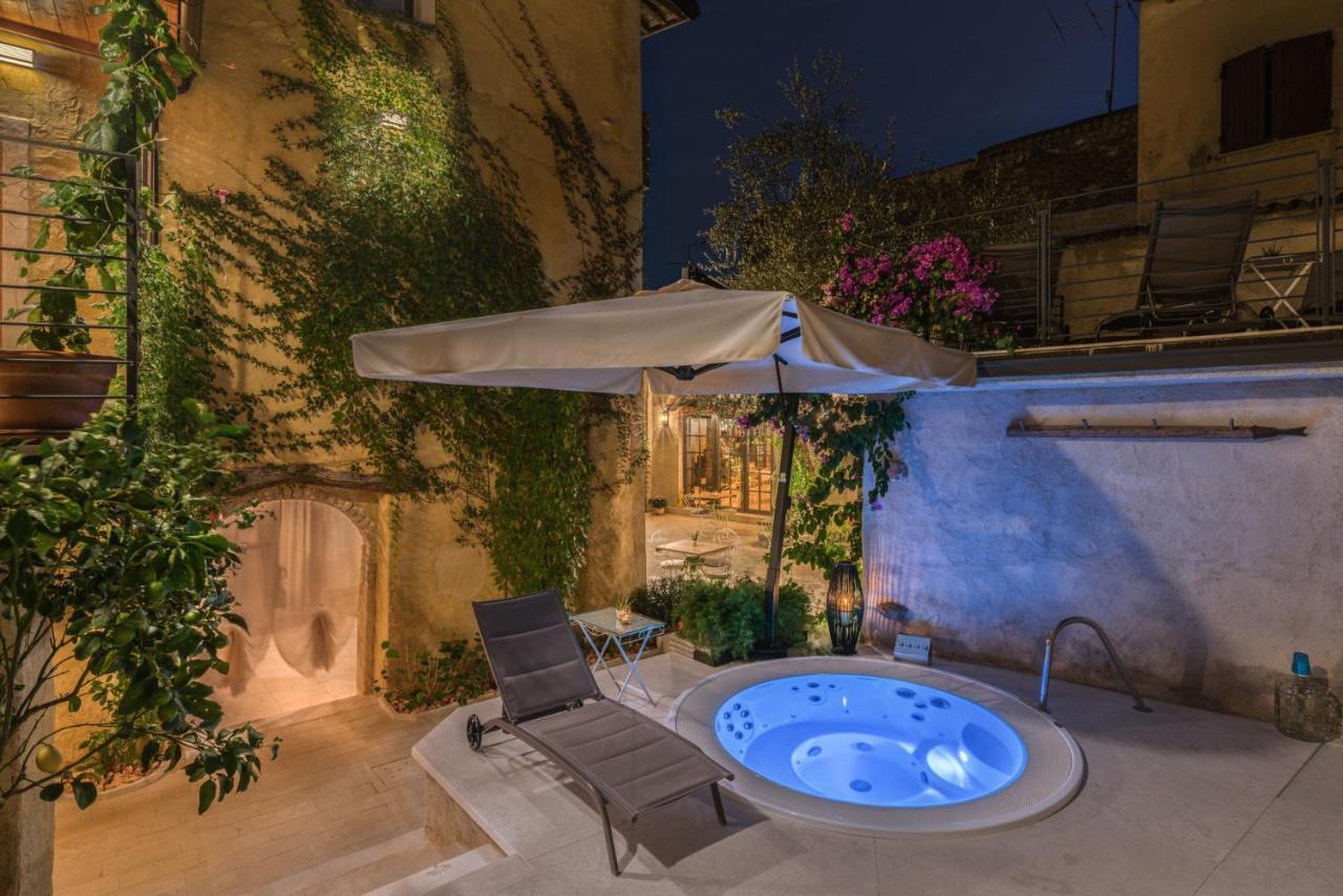 Corte Alma Spa And Luxury Home Gargnano Exterior photo